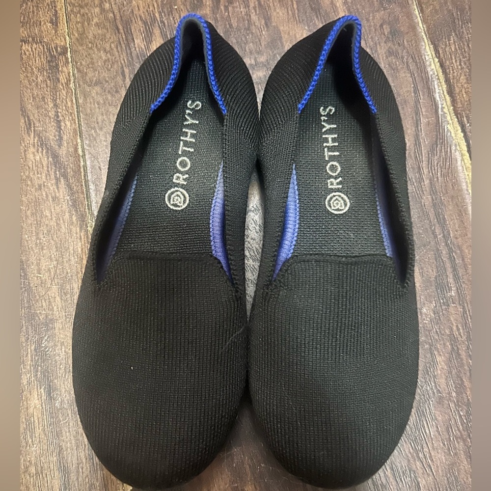 Girls Rothy’s size 1